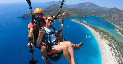 10 BİN 546 KİŞİ YAMAÇ PARAŞÜTÜYLE UÇTU