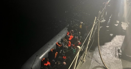 28 DÜZENSİZ GÖÇMEN YAKALANDI