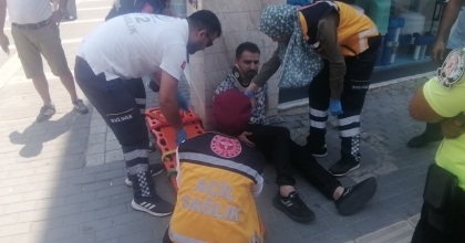 SİNYALSİZ DÖNÜŞ KAZA GETİRDİ