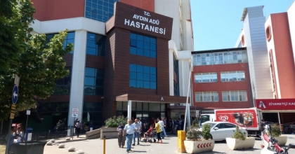  HASTANEDEN KAÇIP ANNE BABASINI BIÇAKLADI