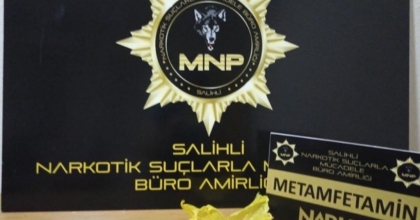 ŞÜPHELİ ARAÇTAN METAMFETAMİN ÇIKTI