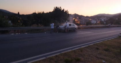 OTOMOBİLİ KÜL OLMAKTAN VATANDAŞLAR KURTARDI