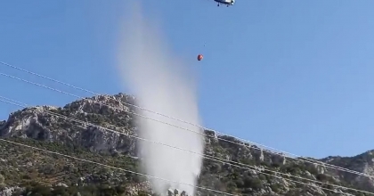 YANGIN ORMANA SIÇRAMADAN SÖNDÜRÜLDÜ