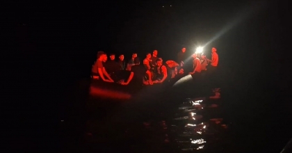 DATÇA'DA 27 DÜZENSİZ GÖÇMEN KURTARILDI