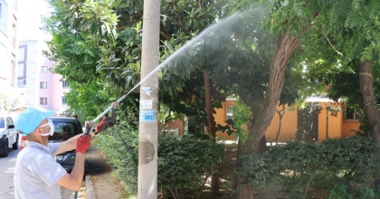 MANİSA BÜYÜKŞEHİR'DEN TURGUTLU'DA İLAÇLAMA ÇALIŞMALARI 