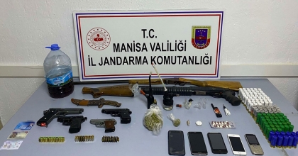 MANİSA'DA JANDARMA EKİPLERİ UYUŞTURUCUYA GEÇİT VERMEDİ   