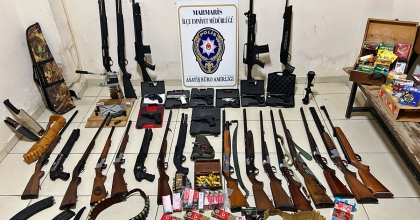 POLİSLERİN OPERASYON YAPTIĞI ADRES EV DEĞİL CEPHANELİK ÇIKTI