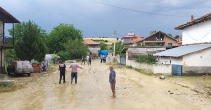 UŞAK'TA TEMMUZ AYINDA SEL BASKINI YAŞANDI  