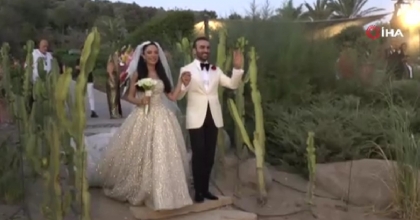 65 KİLOGRAM AĞIRLIĞINDA 3 MİLYON LİRALIK GELİNLİK!