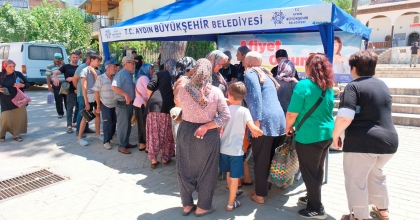 AYDIN BÜYÜKŞEHİR BELEDİYESİ'NDEN VATANDAŞLARA AŞURE İKRAMI  
