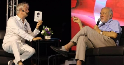 ÜNLÜ TARİHÇİ VE YAZAR ORTAYLI: HAYATINIZI DİZİLER DEĞİL, KİTAPLAR DOLDURSUN