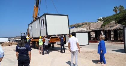 SAHİLDEKİ 22 KONTEYNERİ BELEDİYE EKİPLERİ KALDIRDI