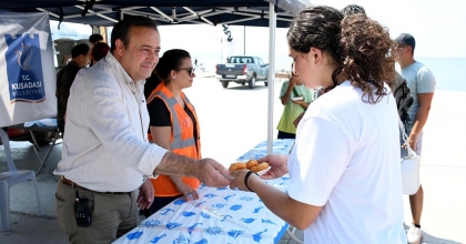 KUŞADASI BELEDİYESİ GÖREV ŞEHİTLERİNİ UNUTMADI  