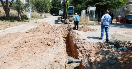 UŞAK BELEDİYESİ ALT YAPI ÇALIŞMALARINA DEVAM EDİYOR