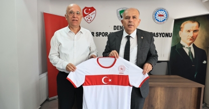 MÜDÜR İLMAN YENİ BAŞKAN CEŞEN’İ ZİYARET ETTİ