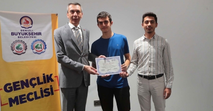 50 GENÇ YABANCI DİL SERTİFİKASINI ALDI