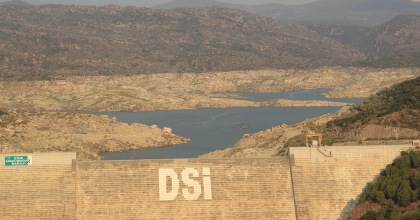 ADNAN MENDERES BARAJI, ALARM VERİYOR