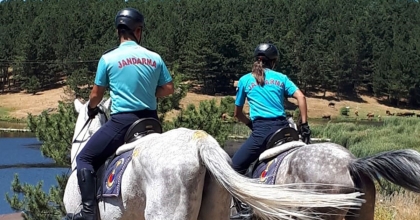 AKDAĞ TABİAT PARKI’NDA ATLI JANDARMA TİMLERİ GÖREVE BAŞLADI  