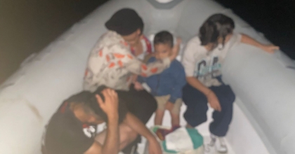 TÜRK KARASULARINA İTİLEN 6 GÖÇMEN KURTARILDI