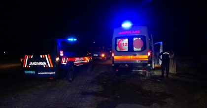 KIRMIZI IŞIK İHLALİ YAPIP TERS ŞERİDE GİRDİ