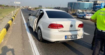 OTOMOBİLİN ÇARPTIĞI ÇOCUK KURTARILAMADI