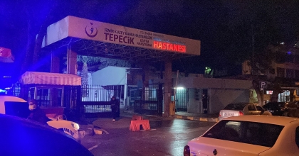 BIÇAKLI SALDIRIYA UĞRAYAN EMEKLİ POLİS MEMURU GASP EDİLDİ   