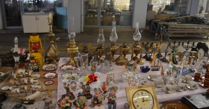 ANTİKA PAZARI VATANDAŞLARI GEÇMİŞE GÖTÜRÜYOR