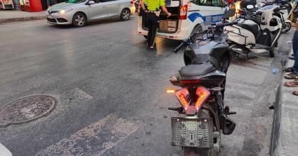 ÇALINTI MOTOSİKLETLE KAZA YAPIP YAKALANDI