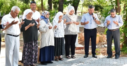 ŞEHİTLER DUALARLA YAD EDİLDİ