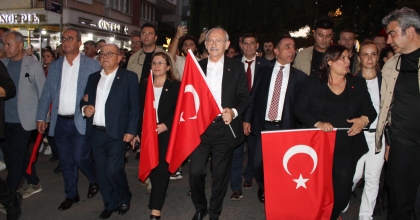KILIÇDAROĞLU AYDIN'DAKİ ZAFER YÜRÜYÜŞÜNE KATILDI