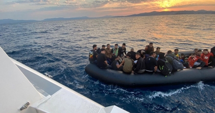 AYDIN’DA 39 DÜZENSİZ GÖÇMEN KURTARILDI  