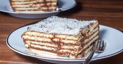 Pratik Bisküvili Pasta Nasıl Yapılır?