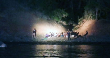 FETHİYE’DE 9 DÜZENSİZ GÖÇMEN YAKALANDI  