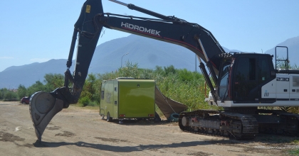 FETHİYE'DE PARK ALANINDAKİ KARAVANLAR KALDIRILDI