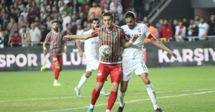 KARŞIYAKA’NIN GOLCÜSÜ AMELİYAT OLDU