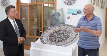 KIZILTOPRAK, ÇİNİ USTASI HAMZA ÜSTÜNKAYA İLE BİR ARAYA GELDİ  