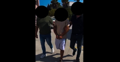 KUŞADASI'NDA 28 YIL HAPİS CEZASI BULUNAN ŞÜPHELİ TUTUKLANDI   