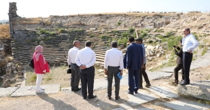 VALİ IŞIN, AİZANOİ ANTİK KENTİNDE İNCELEMELERDE BULUNDU   