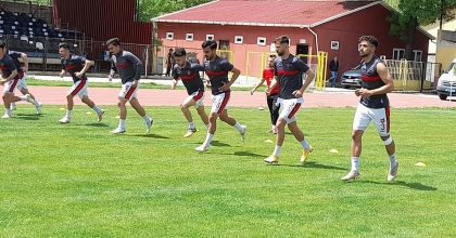 UŞAKSPOR TRANSFERDE ATAĞA KALKTI