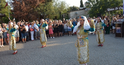 “DÜNYA DİDİM’İ SEVİYOR” FESTİVALİ 75 ÜLKEDEN GELENLERİN KATILIMIYLA YAPILDI