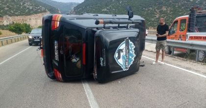 SÜMER EZGÜ TRAFİK KAZASI GEÇİRDİ