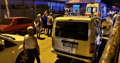 AKHİSAR’DA CİNAYET: 2 ÖLÜ, 1 AĞIR YARALI