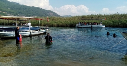 AKYAKA AZMAĞI'NDA DALGIÇLAR DİP TEMİZLİĞİ YAPTI