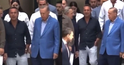 Ali Koç'un Erdoğan'ı Uğurlarken Elleri Cebinde Yürümesi Tepki Topladı