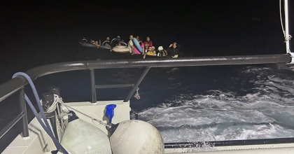 YUNANİSTAN İTTİ, TÜRK SAHİL GÜVENLİĞİ KURTARDI