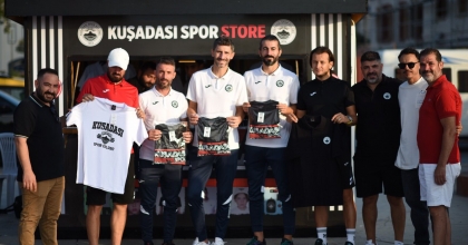 KUŞADASISPOR STORE HİZMETE AÇILDI
