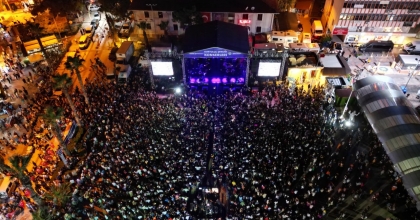 SERTAP ERENER'LE 9 EYLÜL COŞKUSU