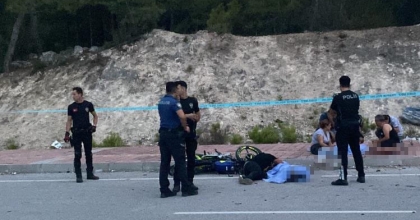 MOTOSİKLET FACİASINDA 2 GENÇ KZI HAYATINI KAYBETTİ