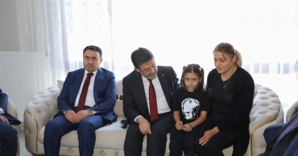 ŞEHİT ORMAN İŞLETME ŞEFİ YILDIRIM'IN AİLESİNE TAZİYE ZİYARETİ