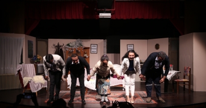 MERKEZEFENDİ KENT TİYATROSU 4. SEZONUNU AÇTI